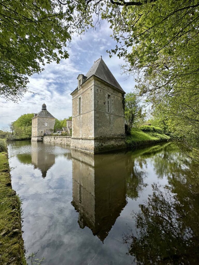 Foundation in Paris - Behnoode Foundation